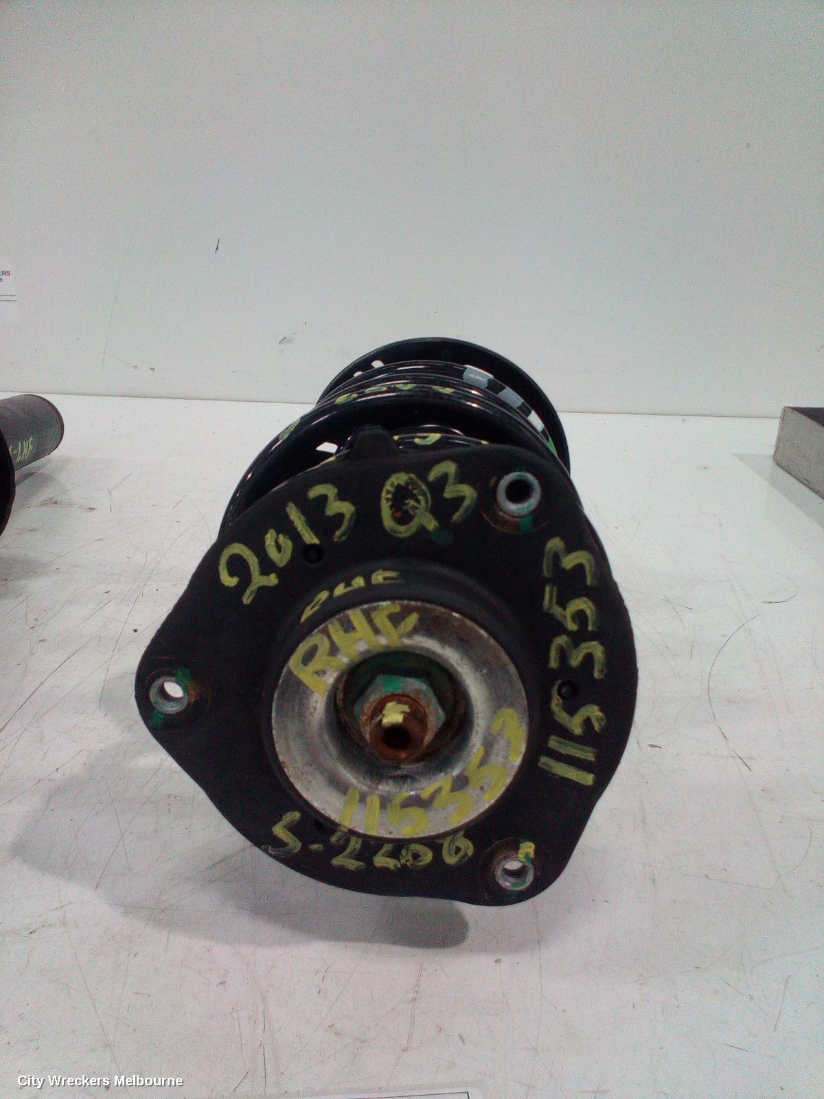 AUDI Q3 2013 Right Front Strut