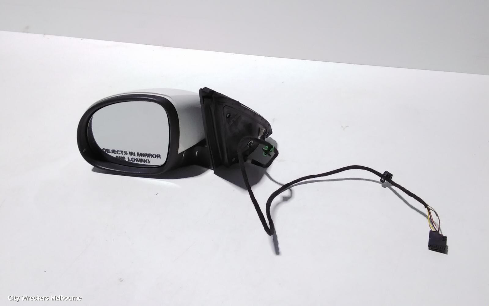 VOLKSWAGEN TIGUAN 2010 Left Door Mirror