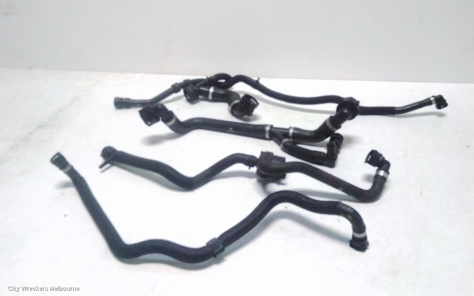 LAND ROVER DISCOVERY SPORT 2019 Water Pipes/Outlets
