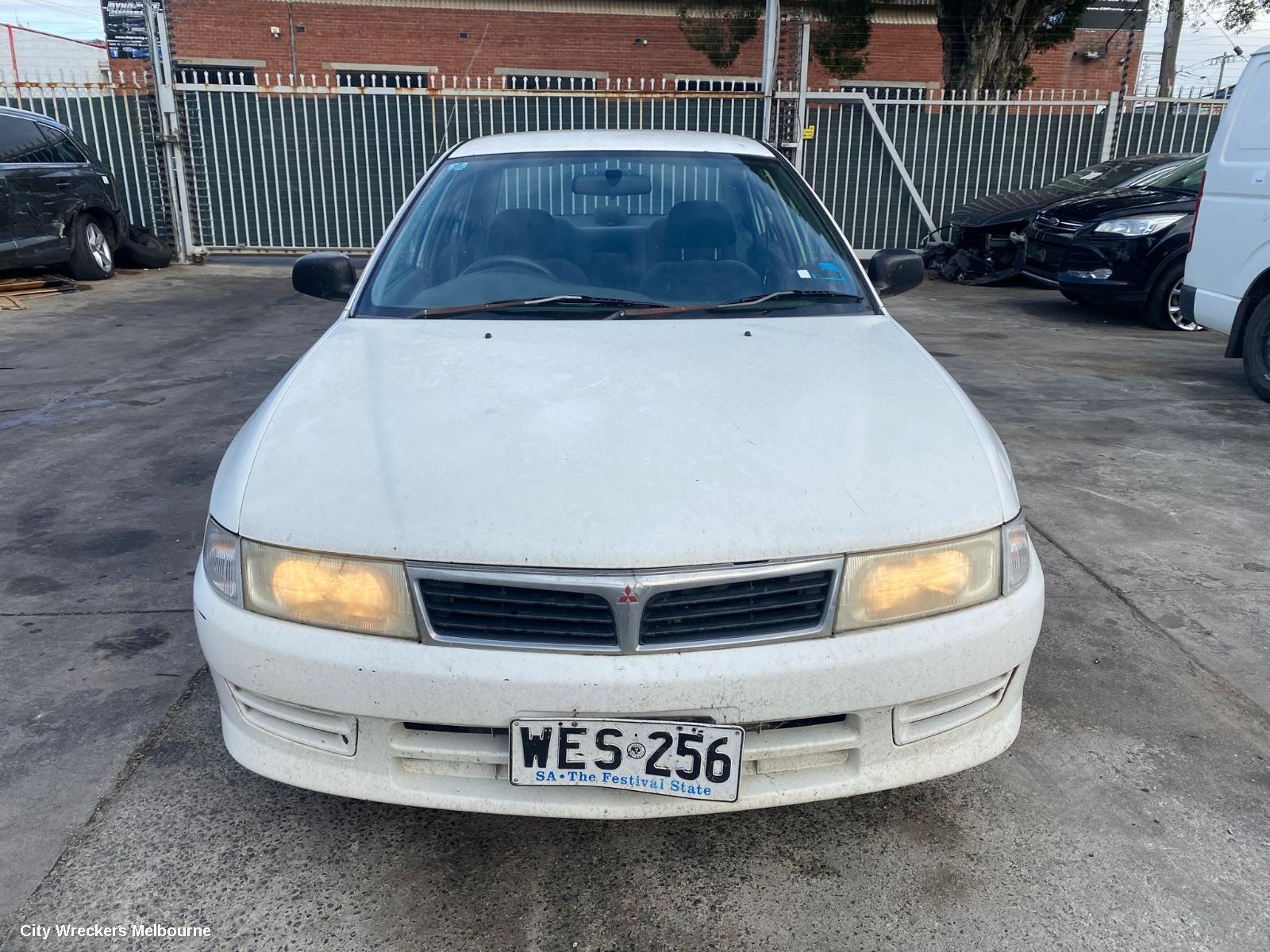 MITSUBISHI LANCER 1998 Left Taillight