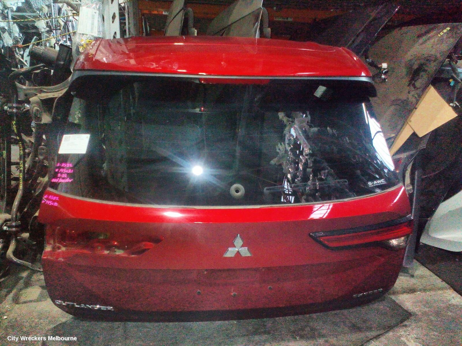 MITSUBISHI OUTLANDER 2022 Bootlid/Tailgate
