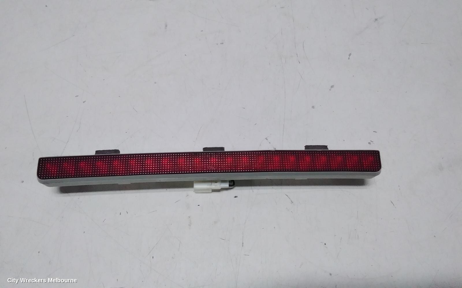 HYUNDAI ELANTRA 2005 High Level Stoplight