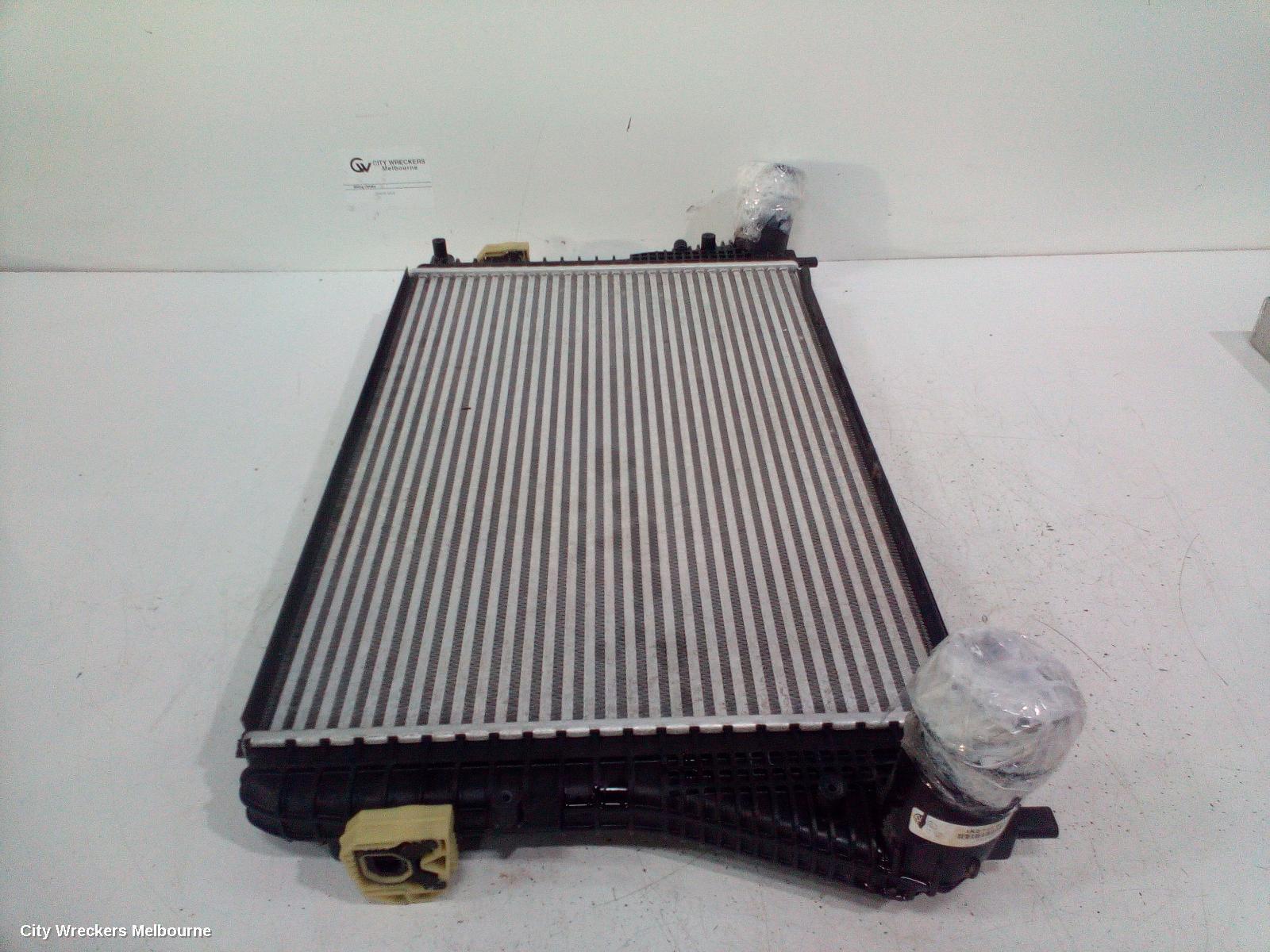 VOLKSWAGEN EOS 2011 Intercooler