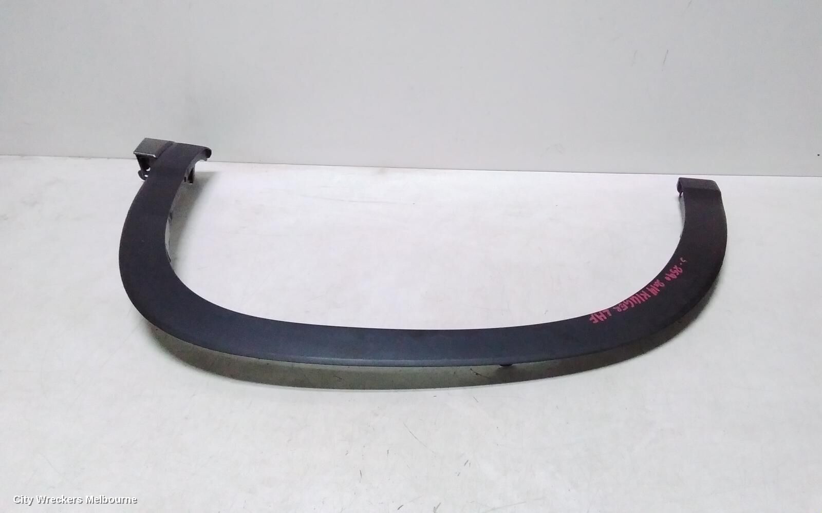 TOYOTA KLUGER 2014 Wheel Arch Flare