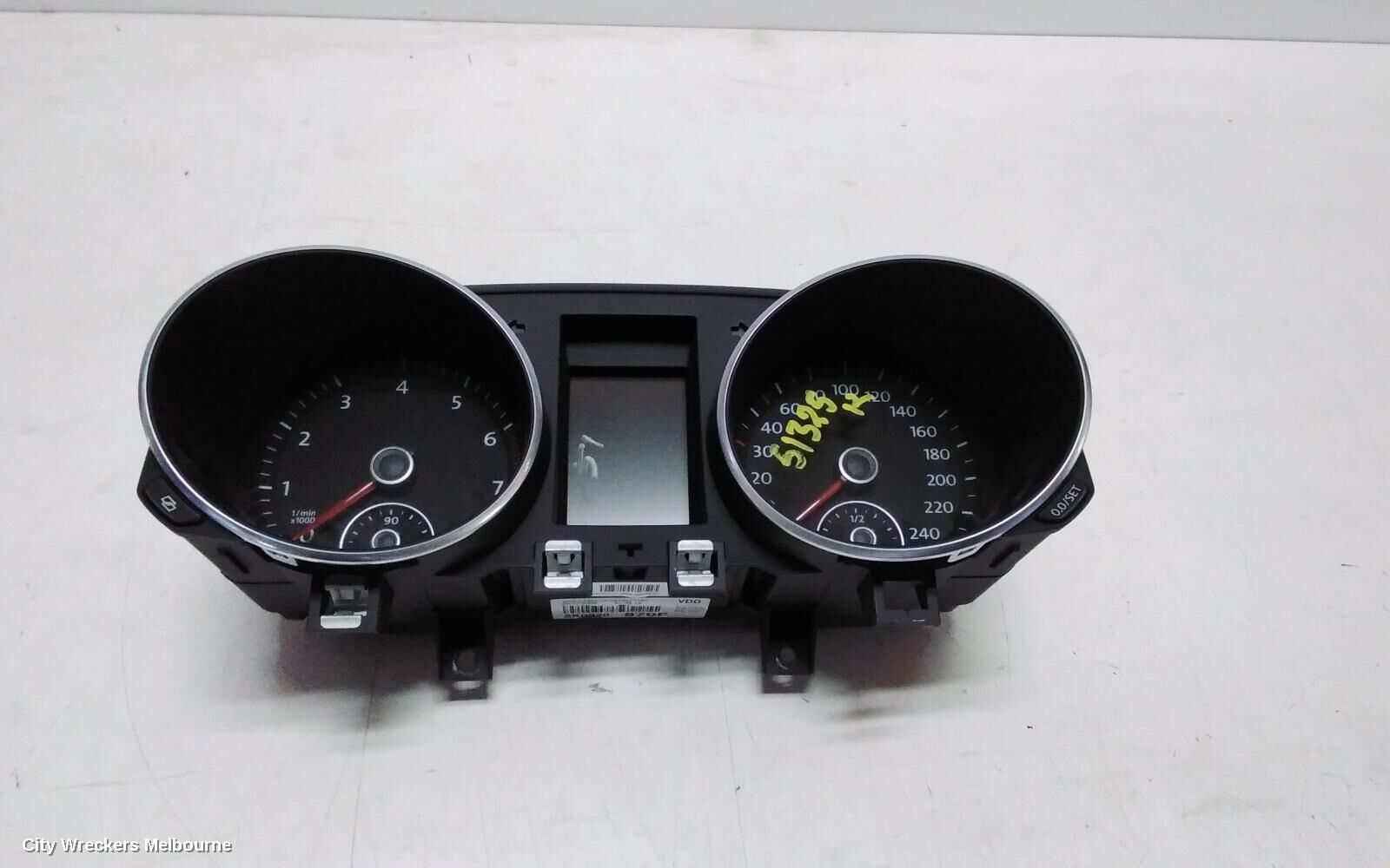 VOLKSWAGEN GOLF 2010 Instrument Cluster