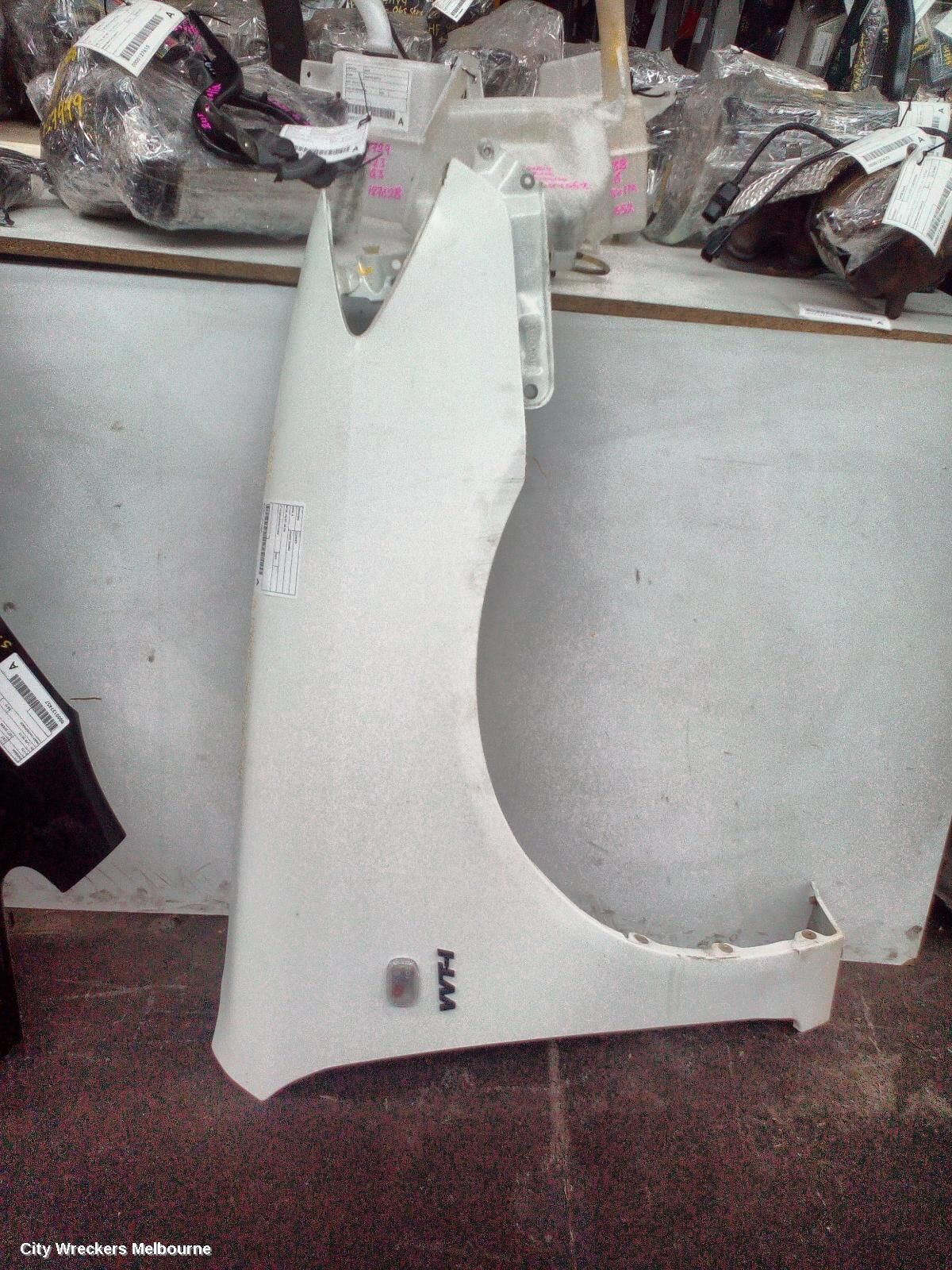 TOYOTA CAMRY 2003 Right Guard