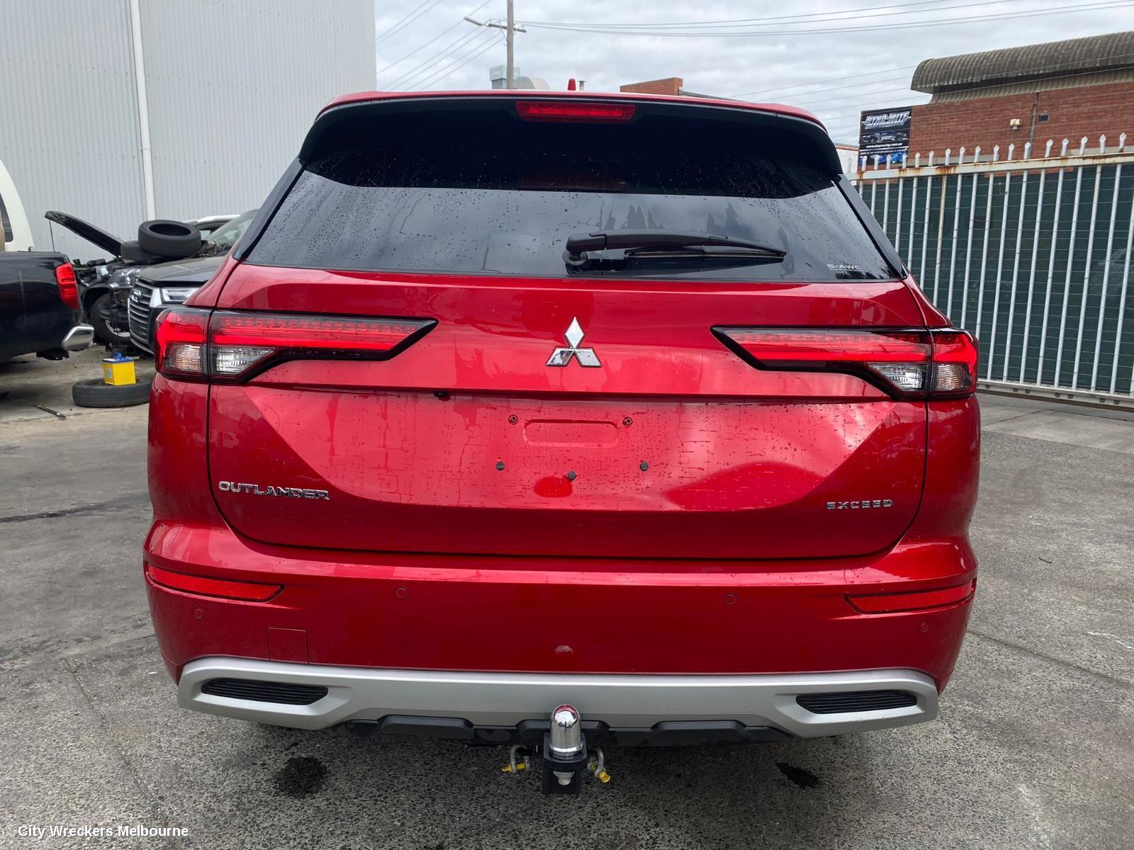 MITSUBISHI OUTLANDER 2022 Left Rear Door Window