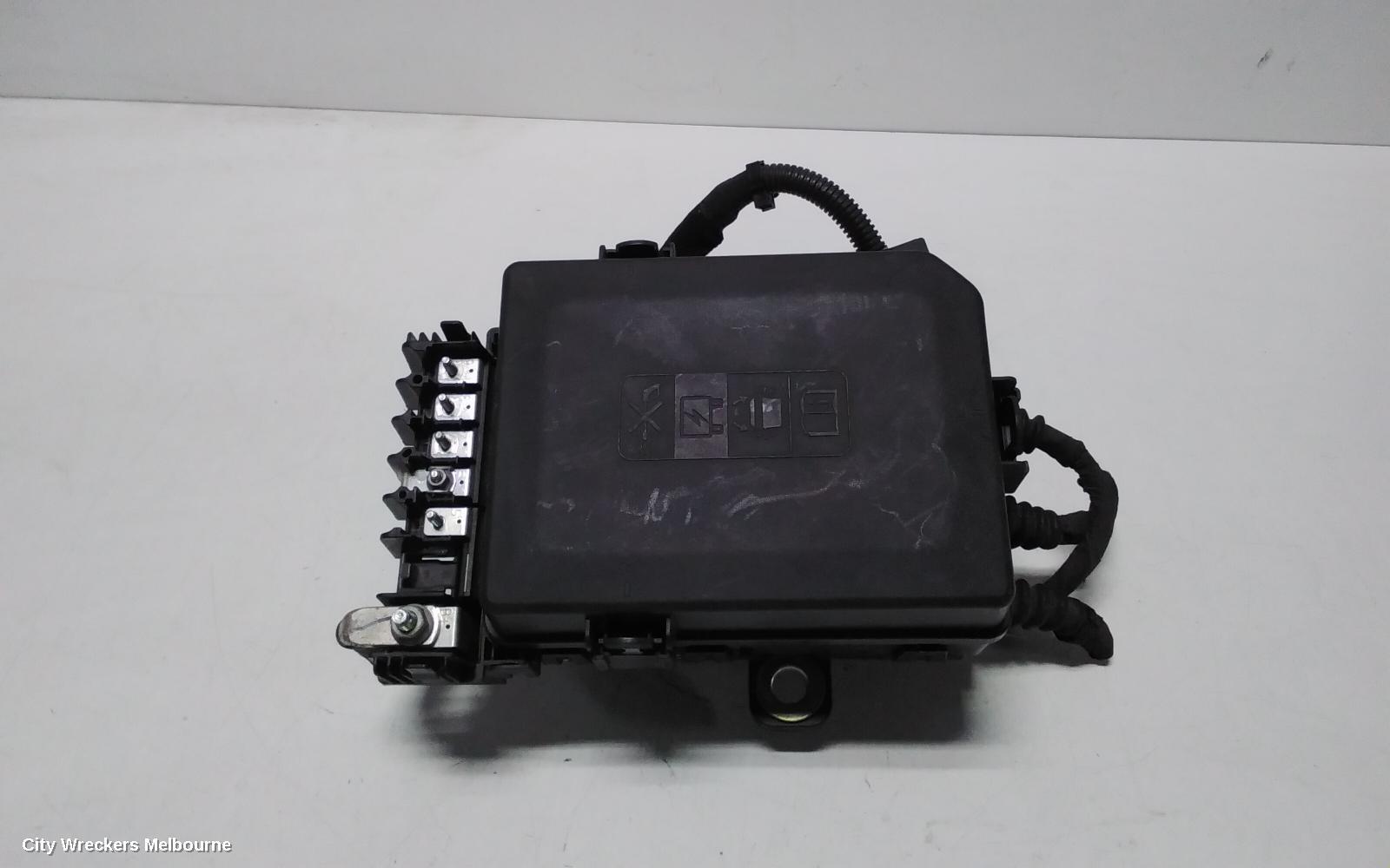 HOLDEN EQUINOX 2019 Fuse Box