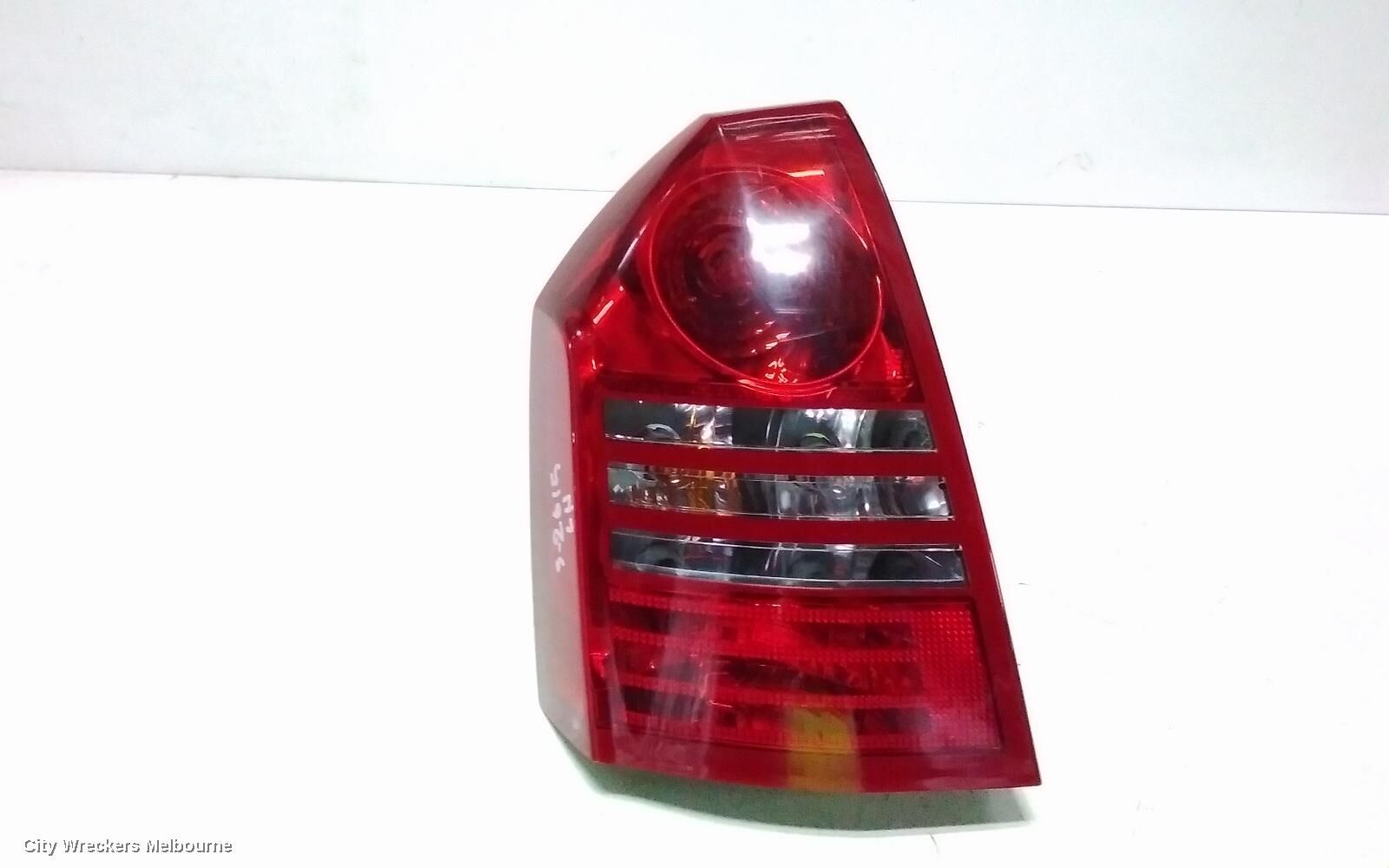 CHRYSLER 300C 2006 Left Taillight