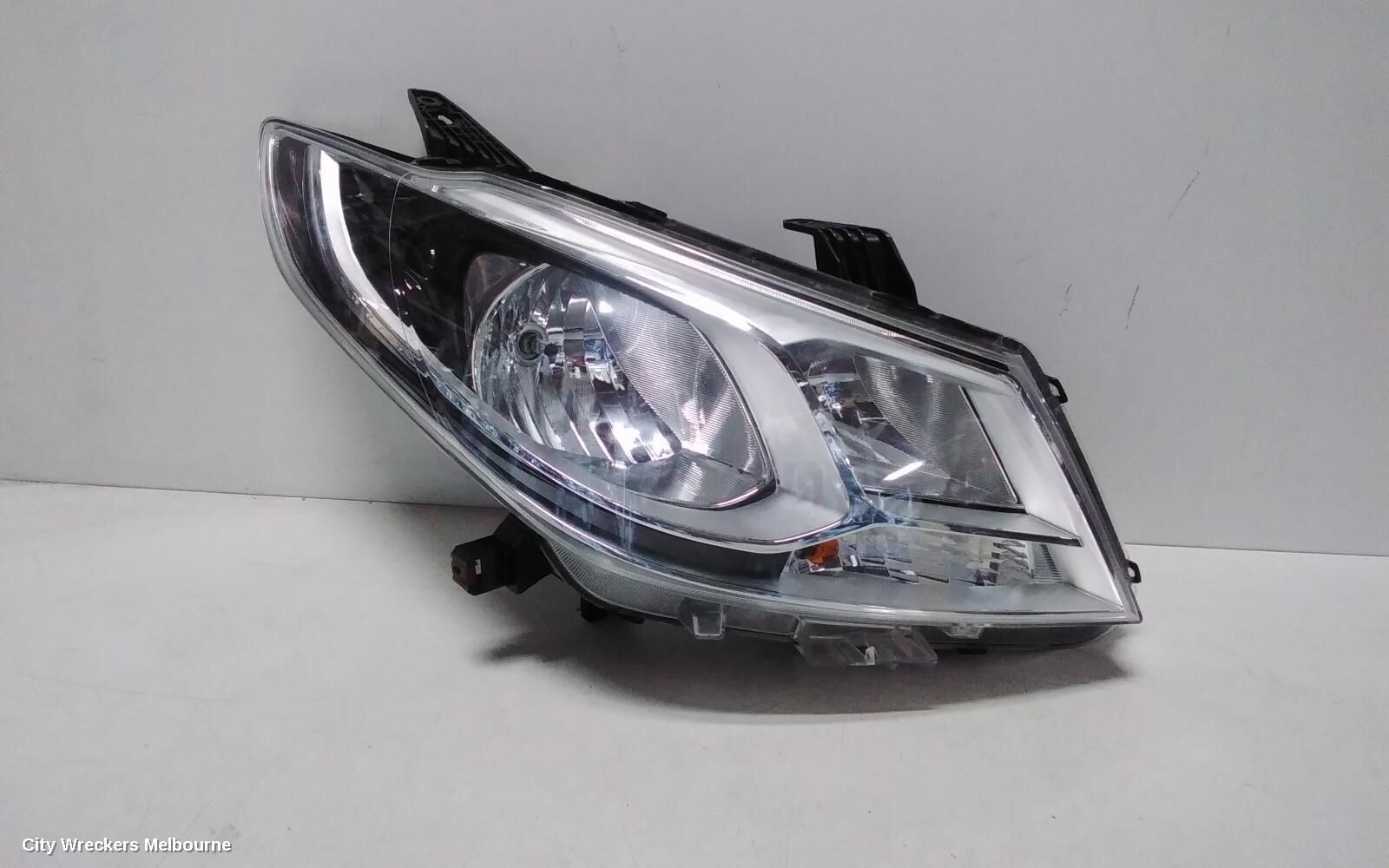 LDV G10 2022 Right Headlamp