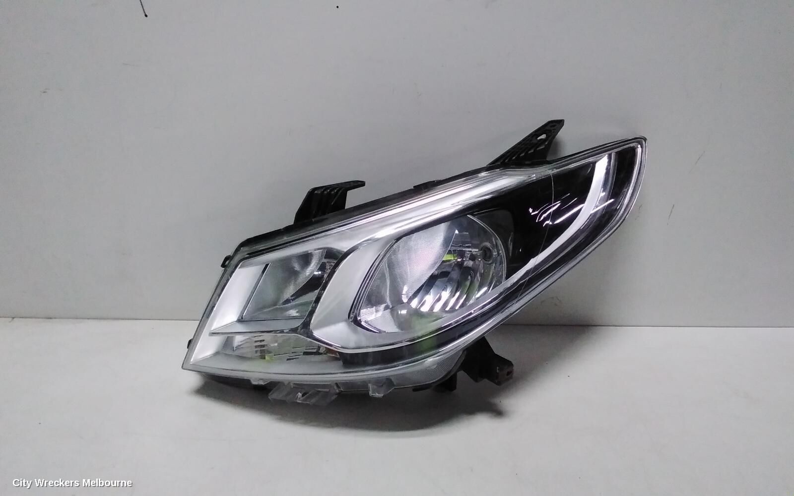 LDV G10 2022 Left Headlamp