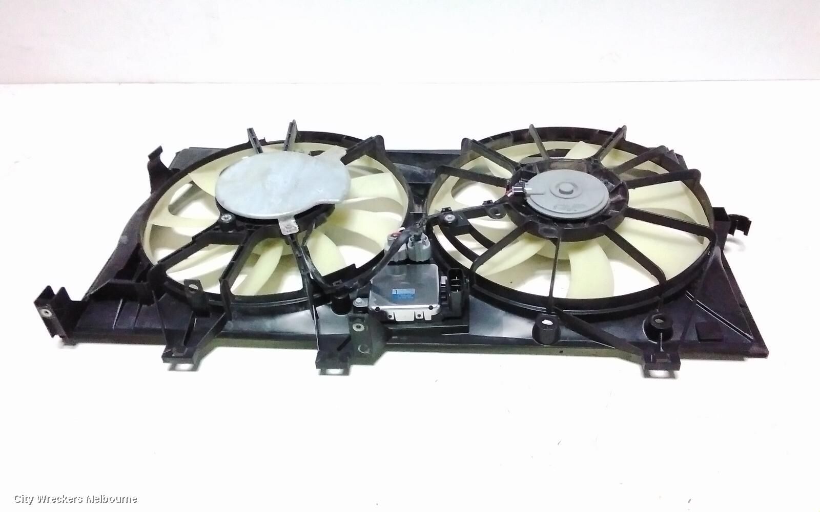 TOYOTA CAMRY 2012 Fan