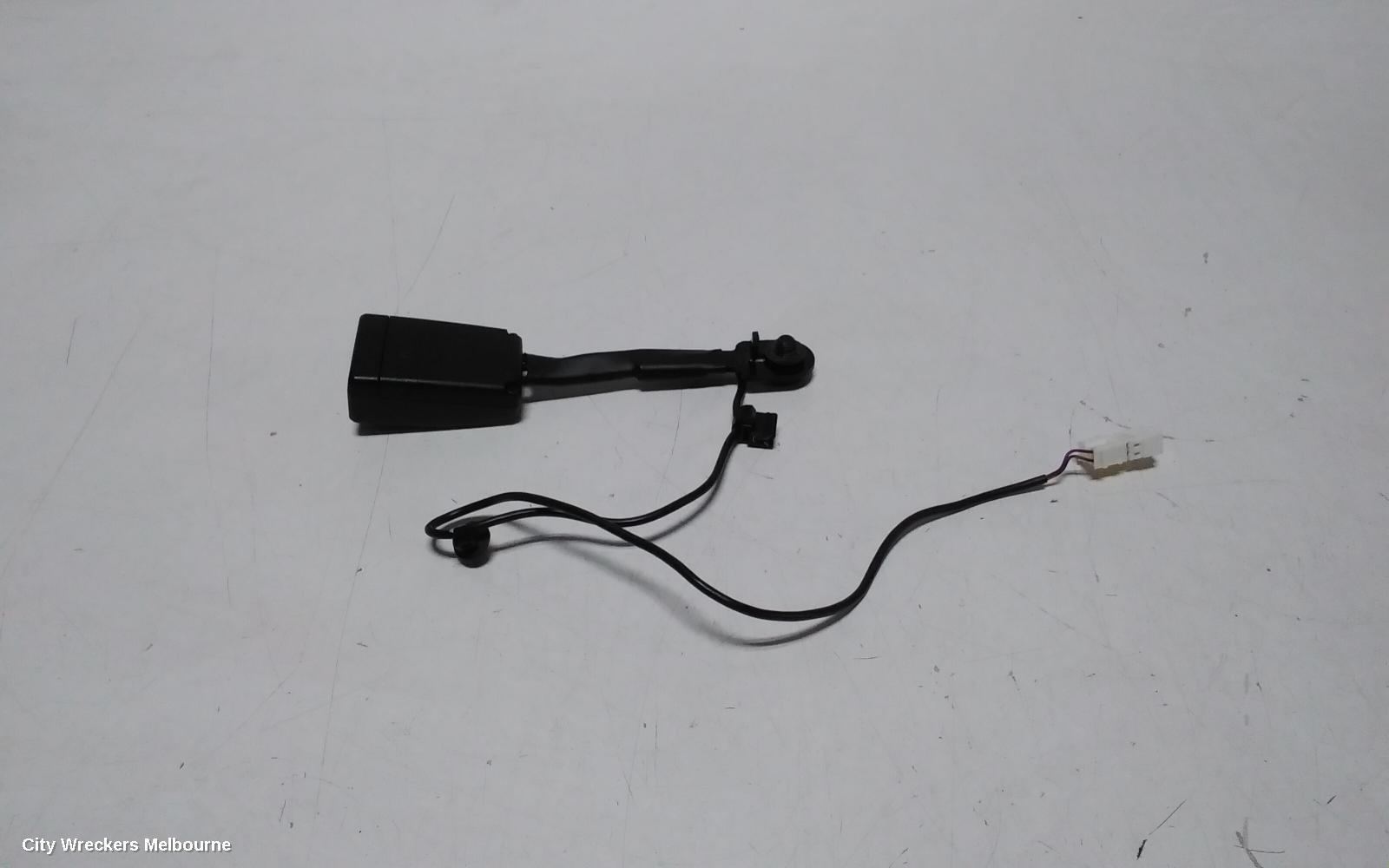 BMW X1 2017 Seatbelt/Stalk