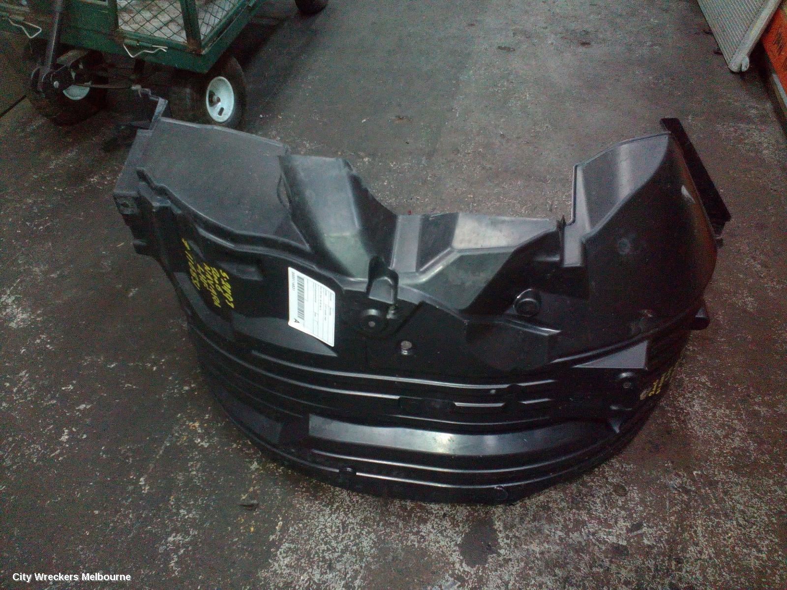 NISSAN NAVARA 2006 Left Guard Liner