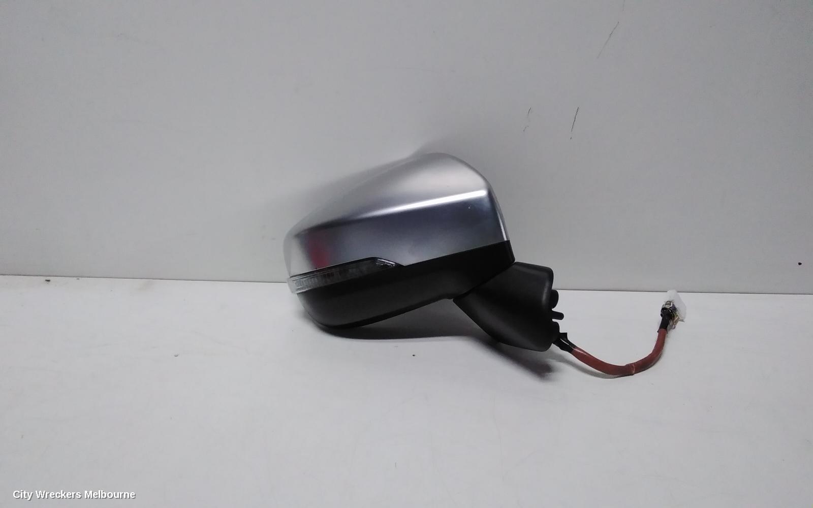 SUBARU FORESTER 2019 Right Door Mirror