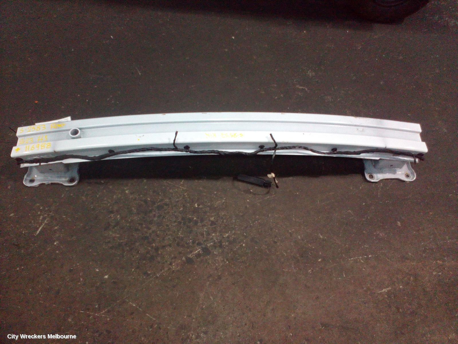 MG HS 2023 R/Bar Bracket/Reinfo