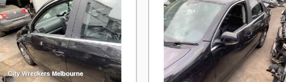 VOLKSWAGEN JETTA 2007 Left Front Door