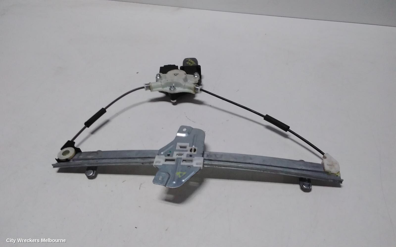 KIA PICANTO 2014 Right Front Window Reg/Motor