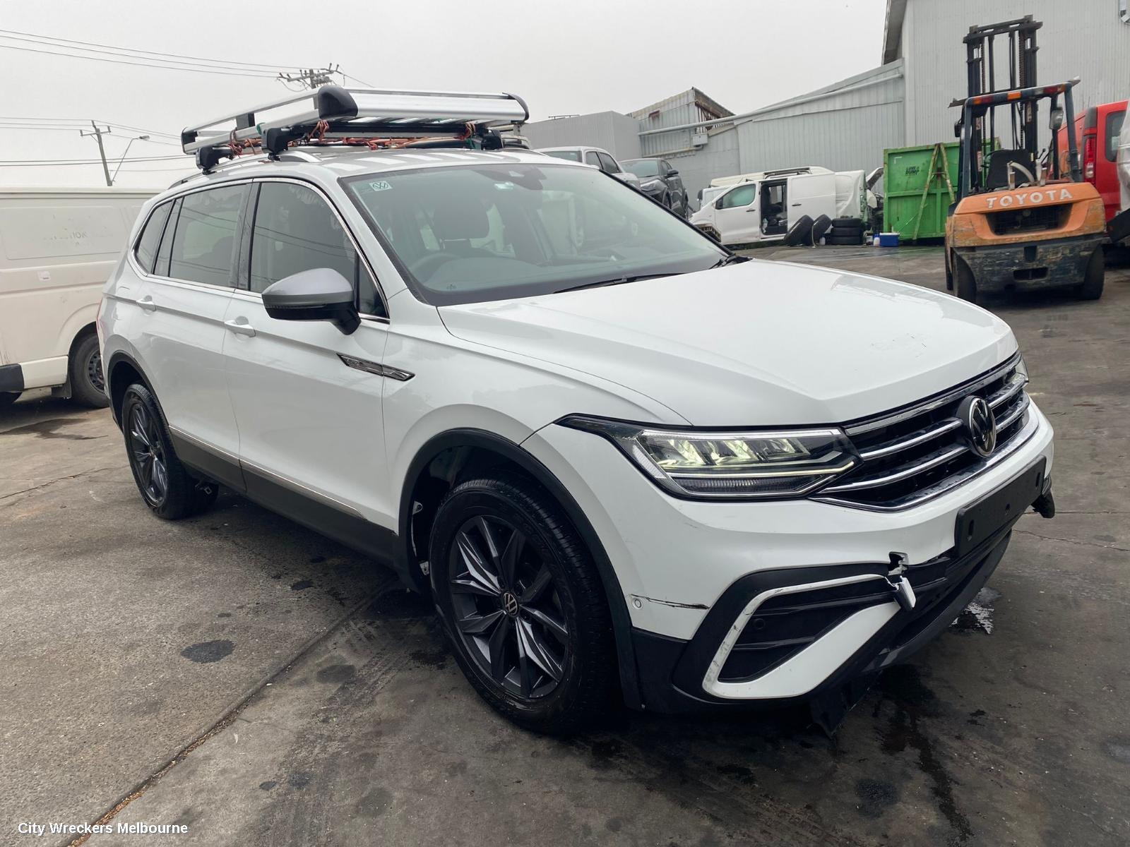 VOLKSWAGEN TIGUAN 2022 Roof Rack/Bars