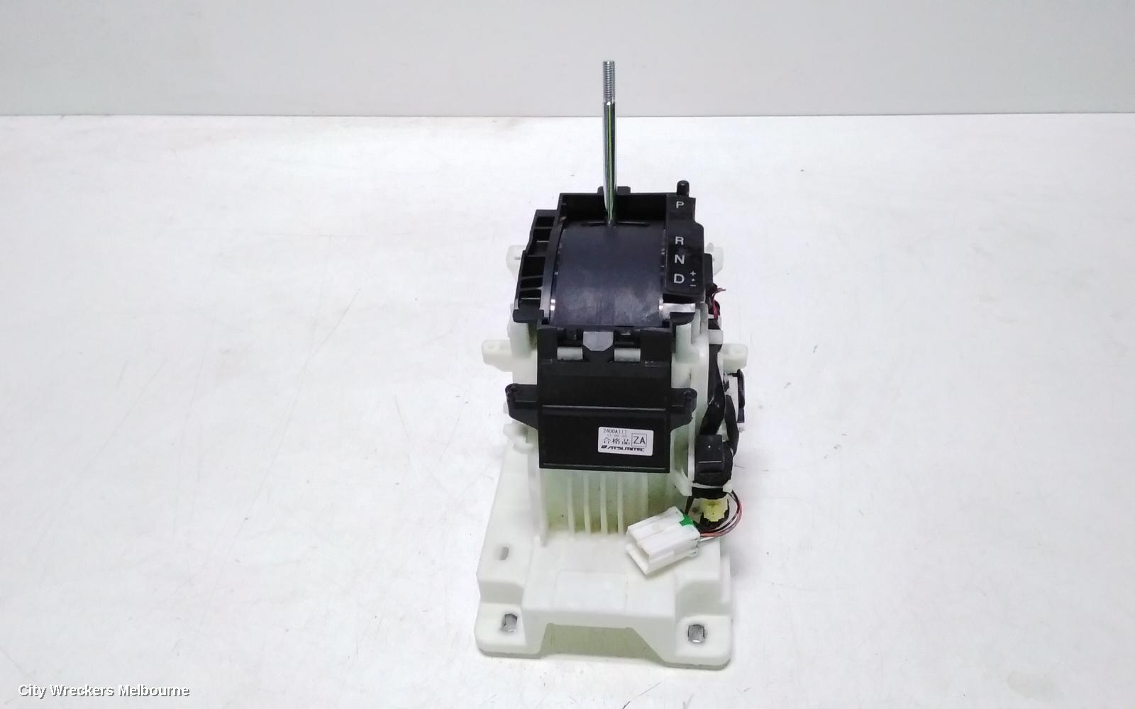MITSUBISHI ASX 2011 Gear Stick/Shifter