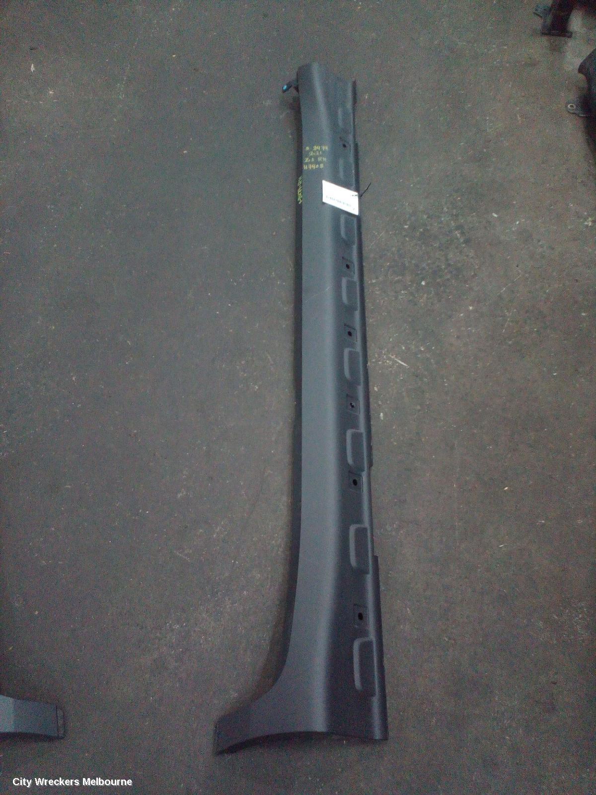 MG ZS 2021 Side Step/Skirt
