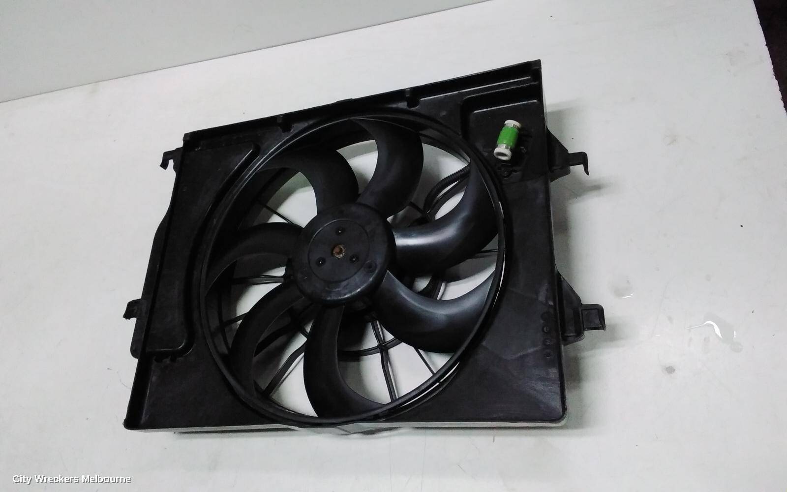 KIA STONIC 2022 Fan