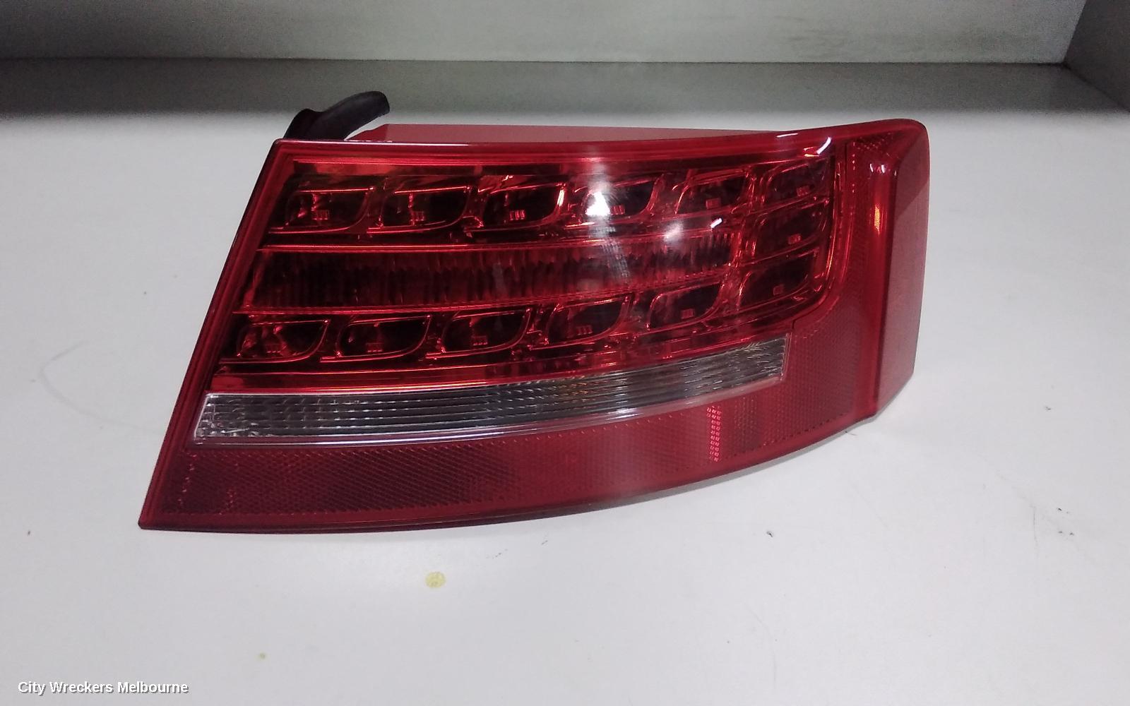 AUDI A5 2012 Right Taillight