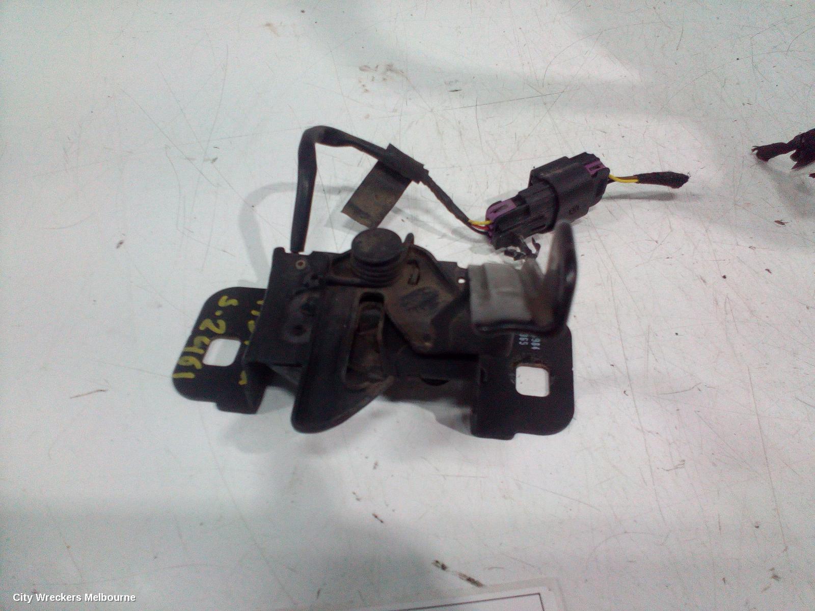 HOLDEN ASTRA 2017 Bonnet Lock/Support