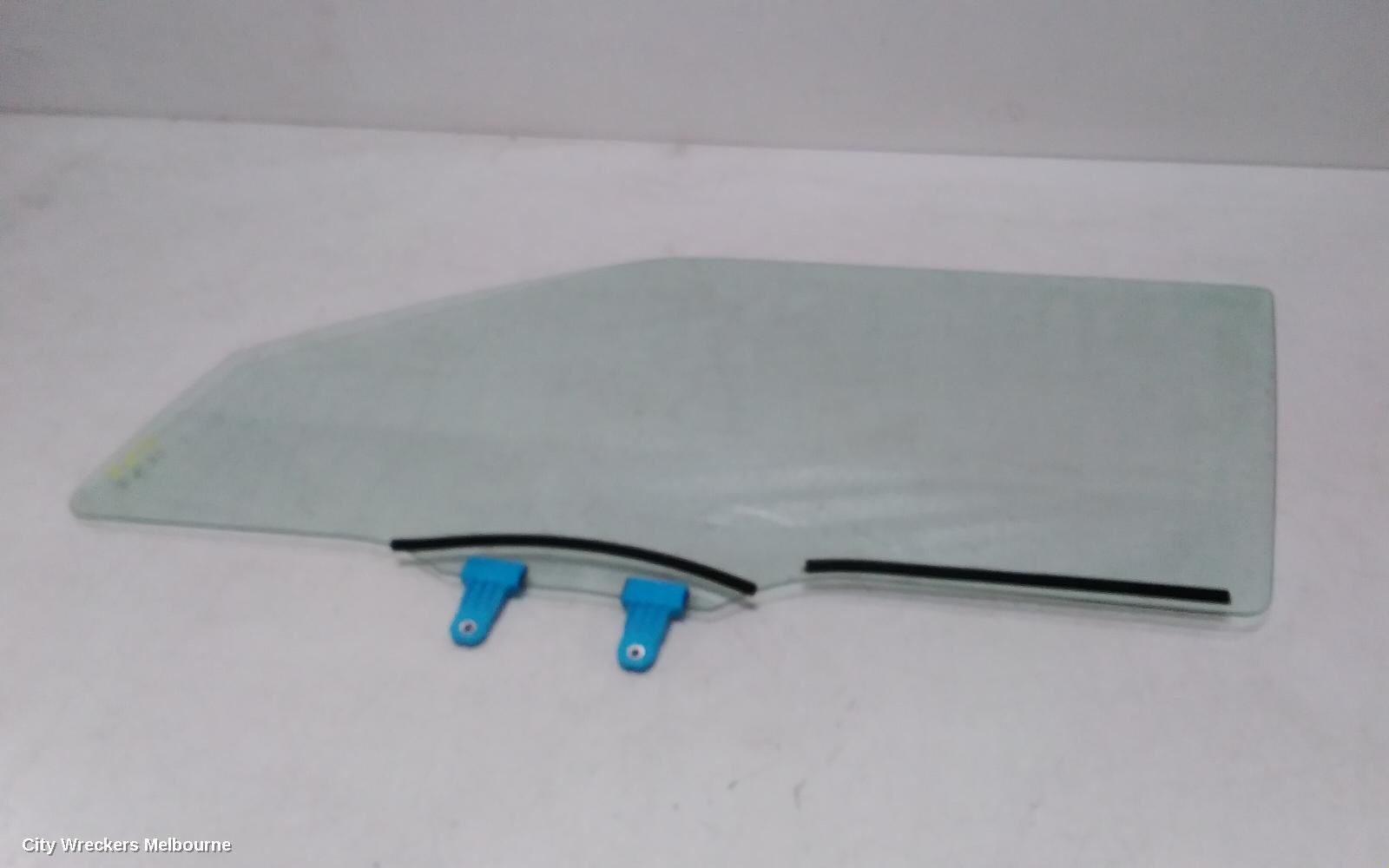 SUZUKI IGNIS 2019 Left Front Door Window