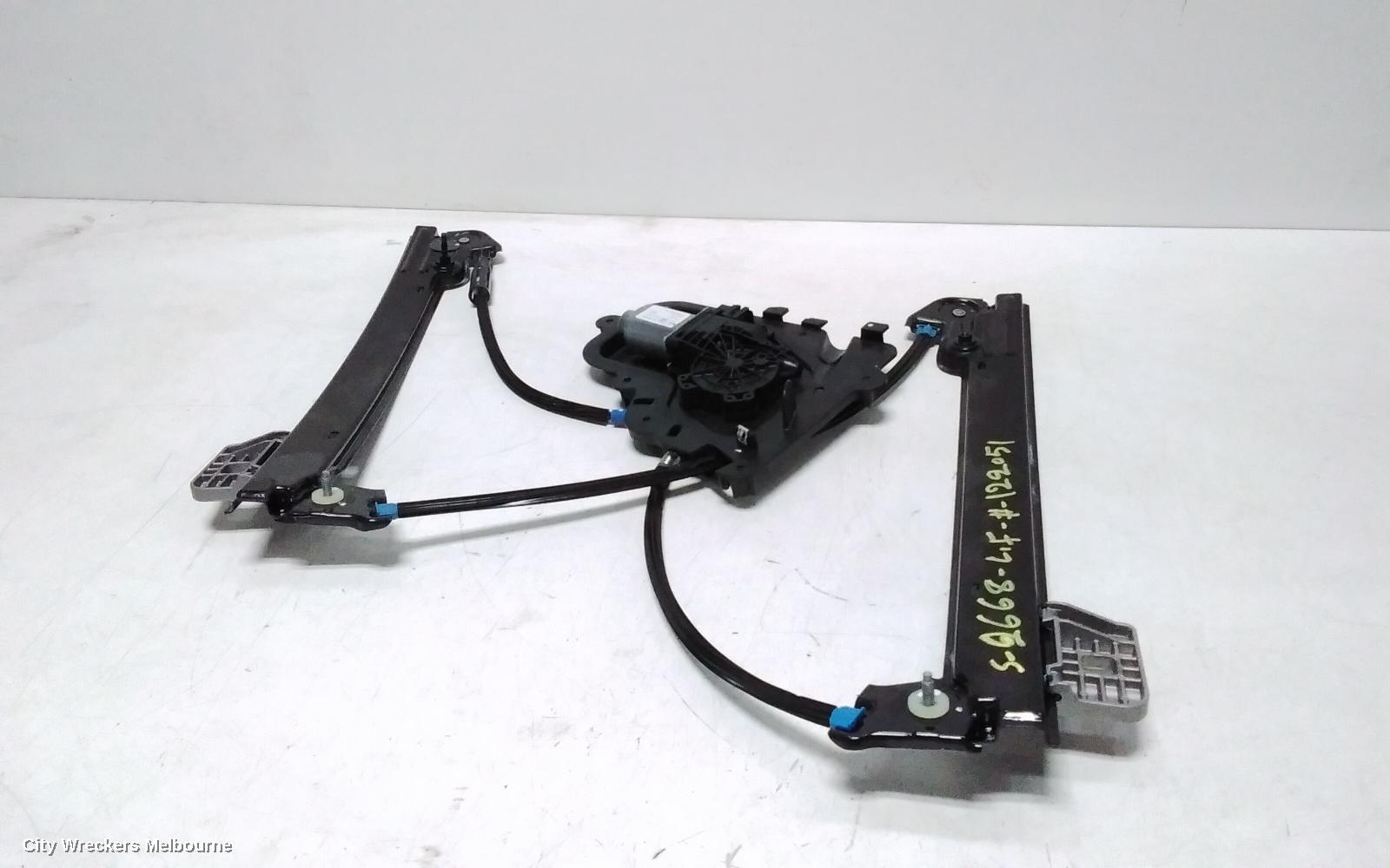 TESLA MODEL 3 2023 Left Front Window Reg/Motor
