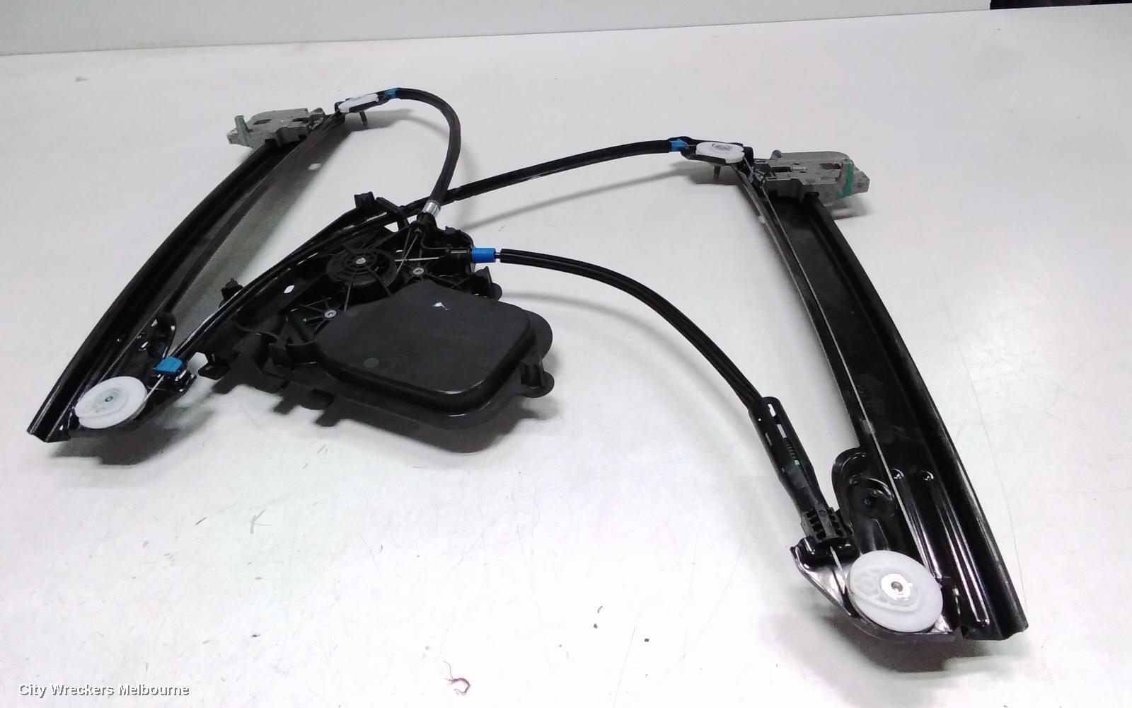 TESLA MODEL 3 2023 Right Front Window Reg/Motor