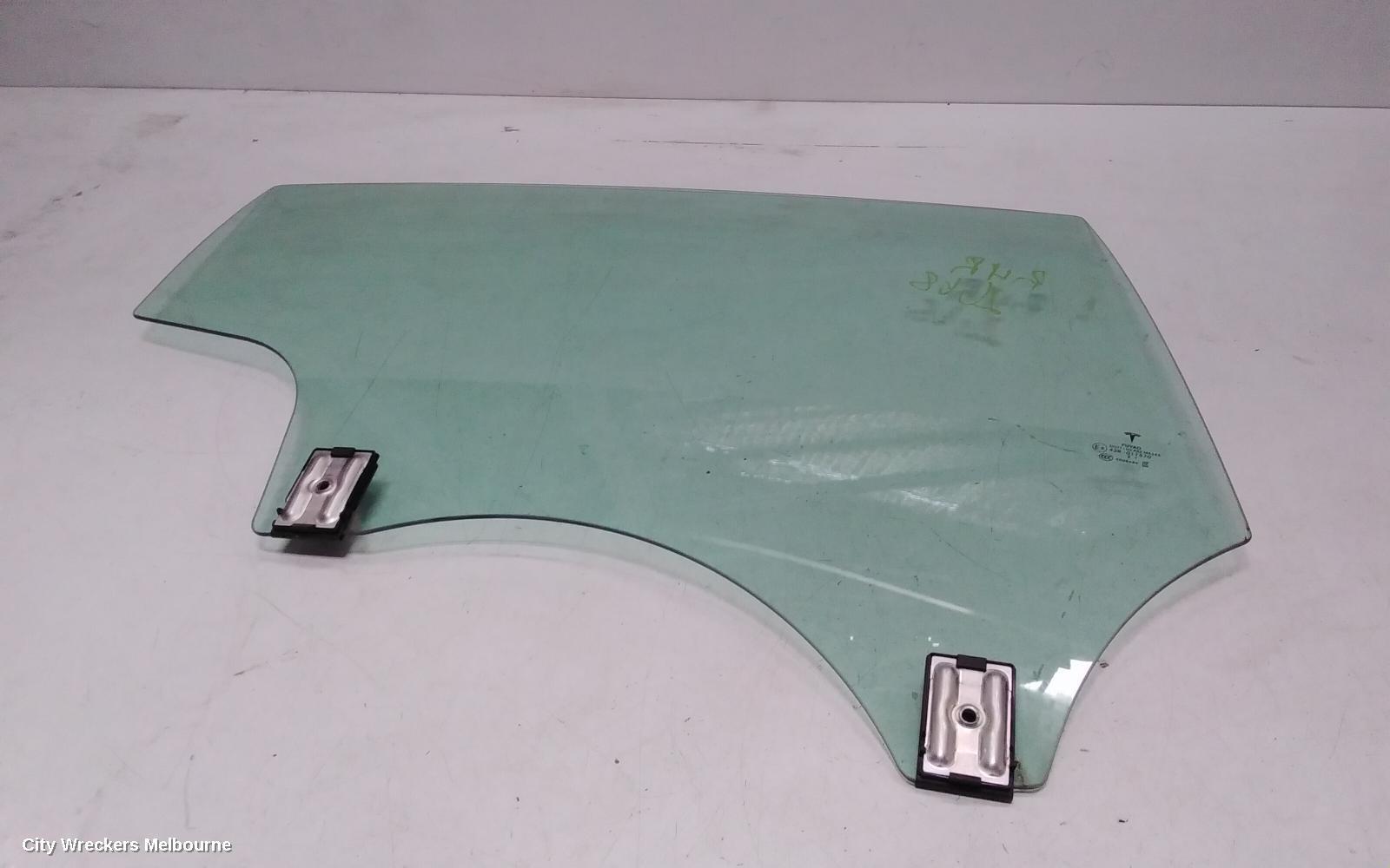 TESLA MODEL 3 2023 Right Rear Door Window