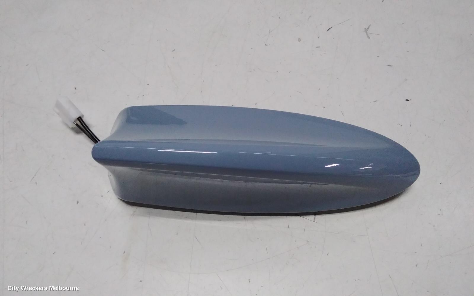 SUBARU XV 2022 Antenna