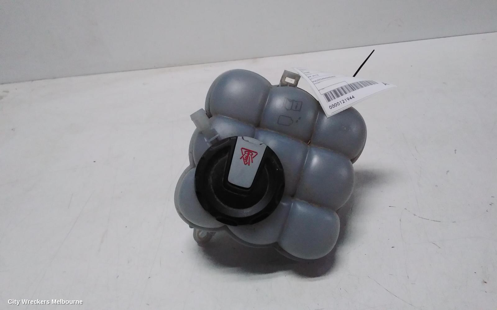 AUDI Q7 2019 Overflow Bottle