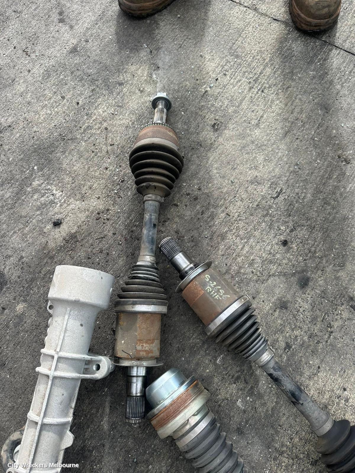 GREAT WALL CANNON UTE 2022 Left Driveshaft