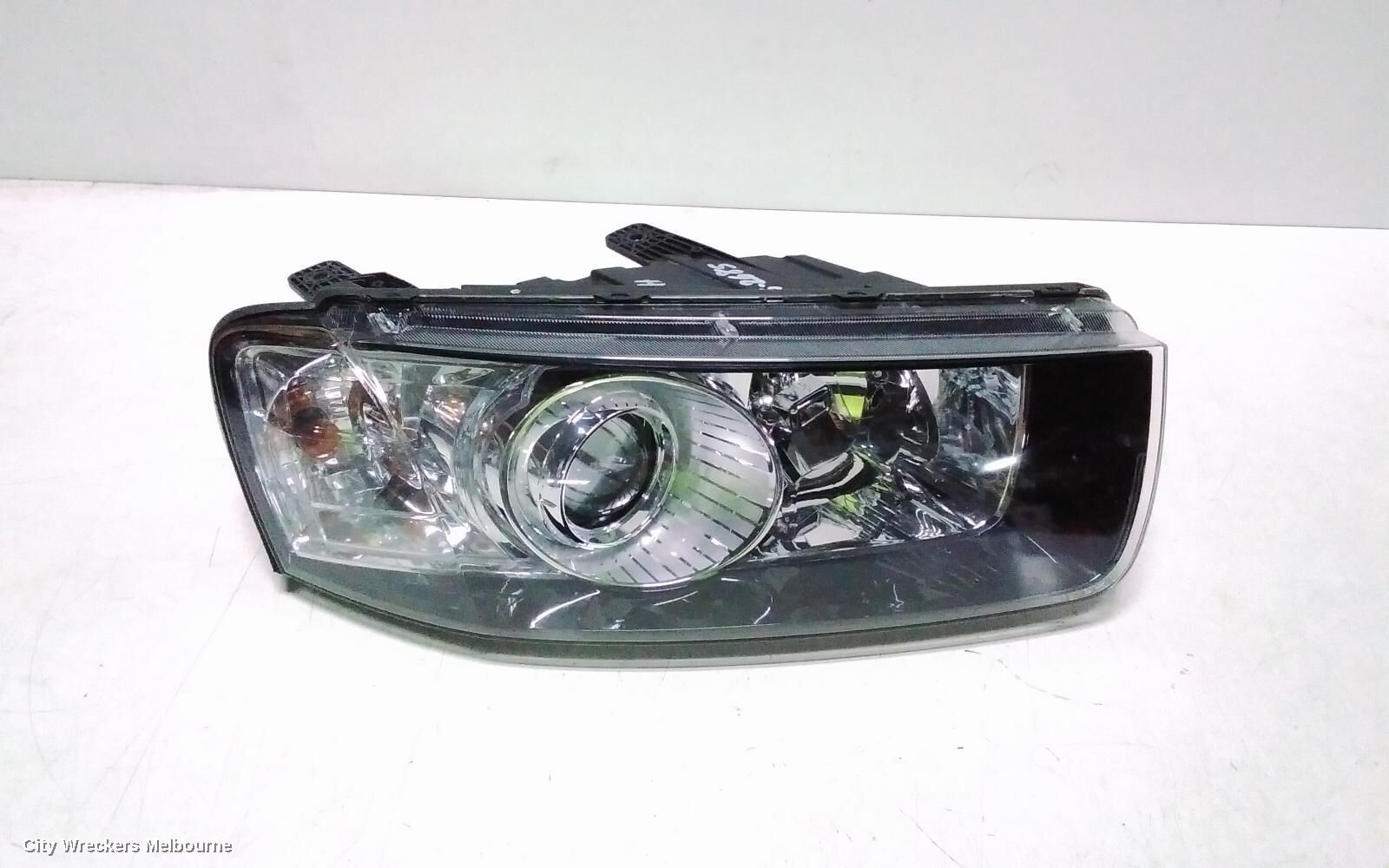 HOLDEN CAPTIVA 2012 Right Headlamp