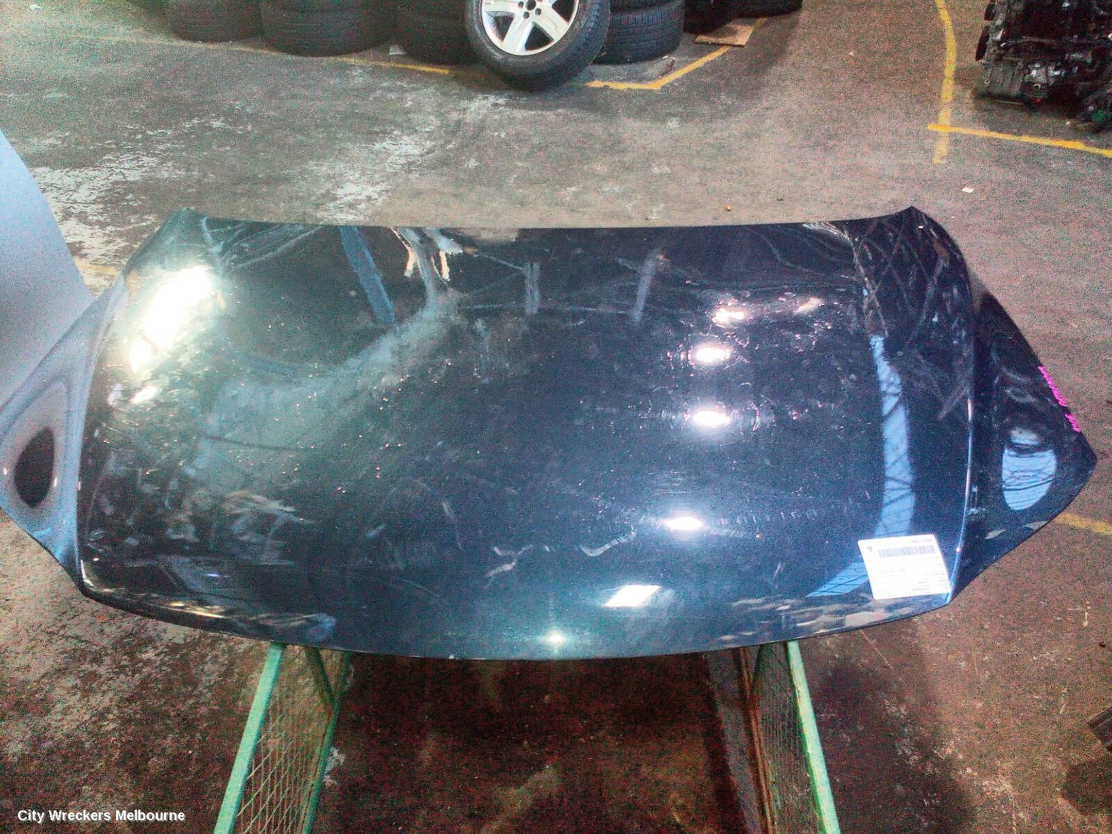 NISSAN PATHFINDER 2015 Bonnet