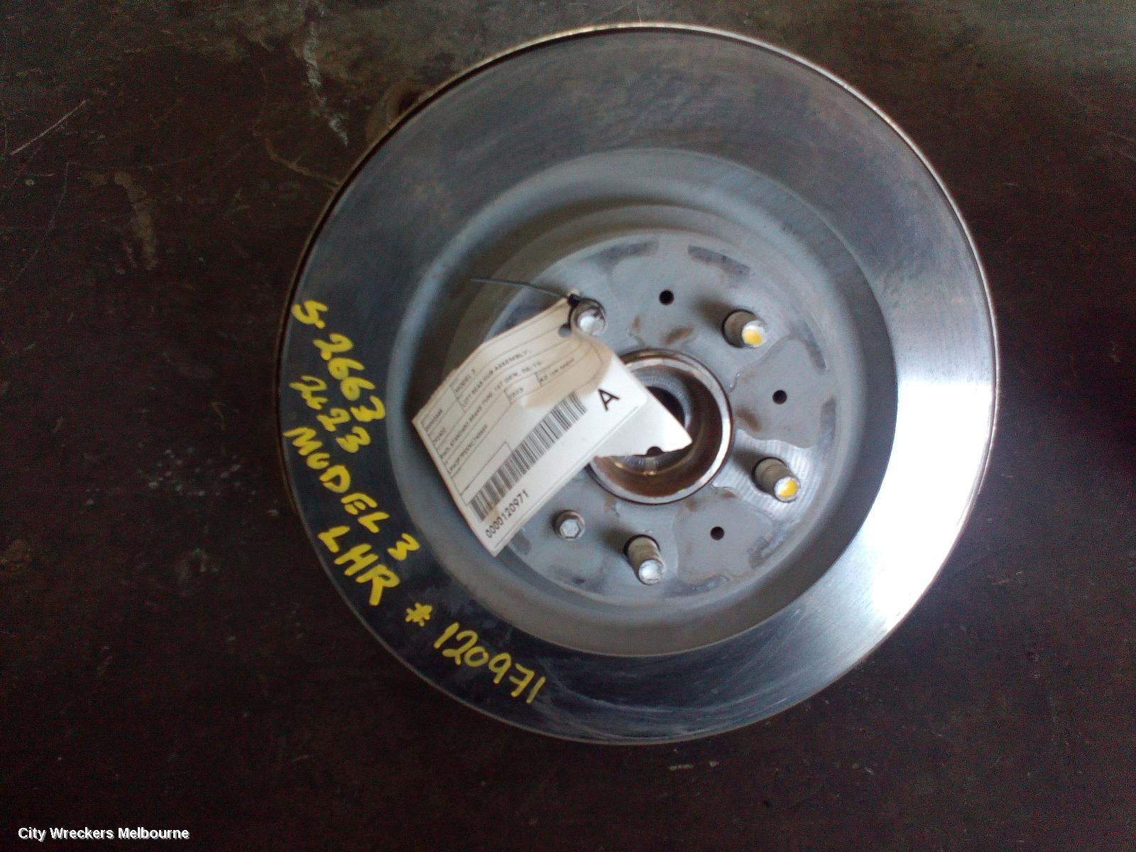 TESLA MODEL 3 2023 Left Rear Hub Assembly