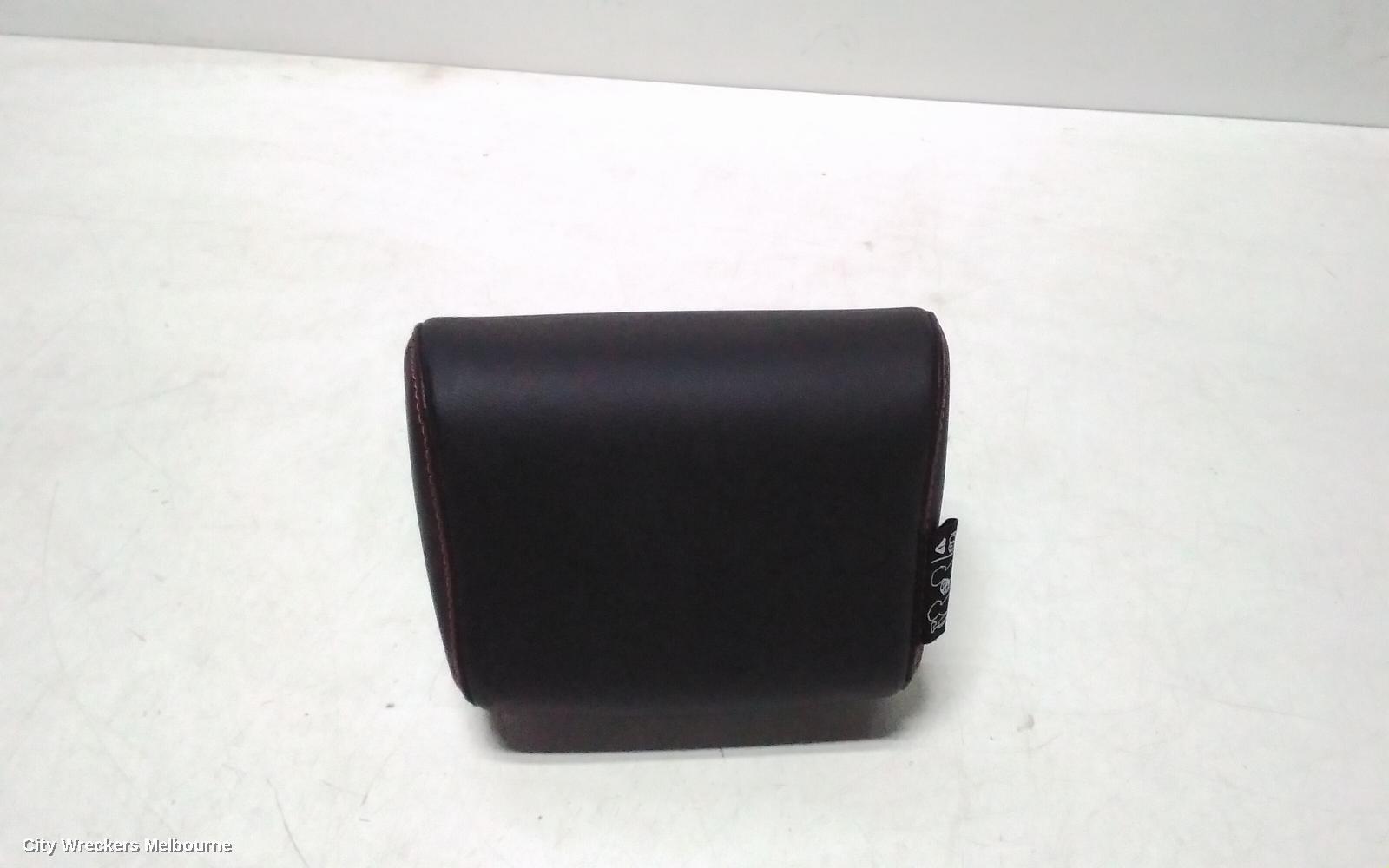 HYUNDAI TUCSON 2022 Headrest