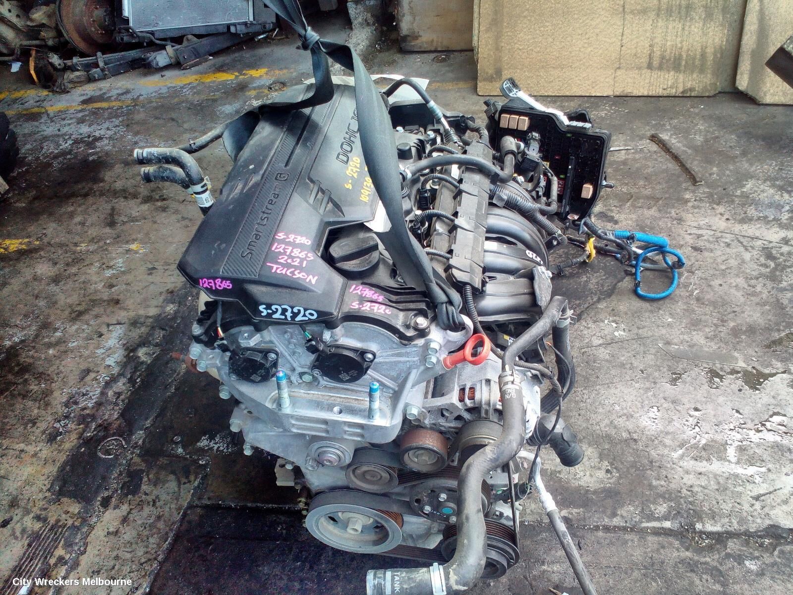 HYUNDAI TUCSON 2021 Engine
