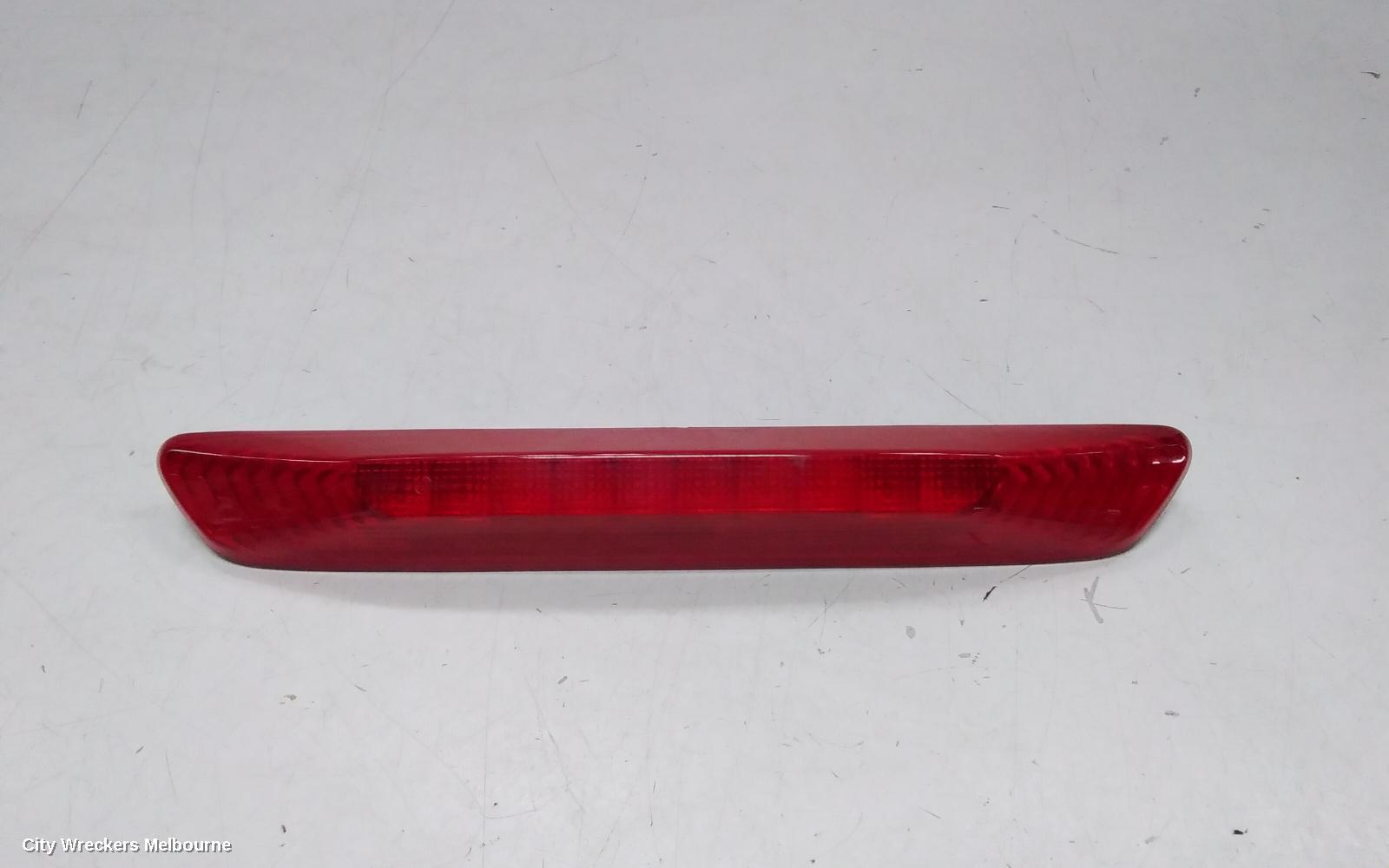 ISUZU DMAX 2022 High Level Stoplight
