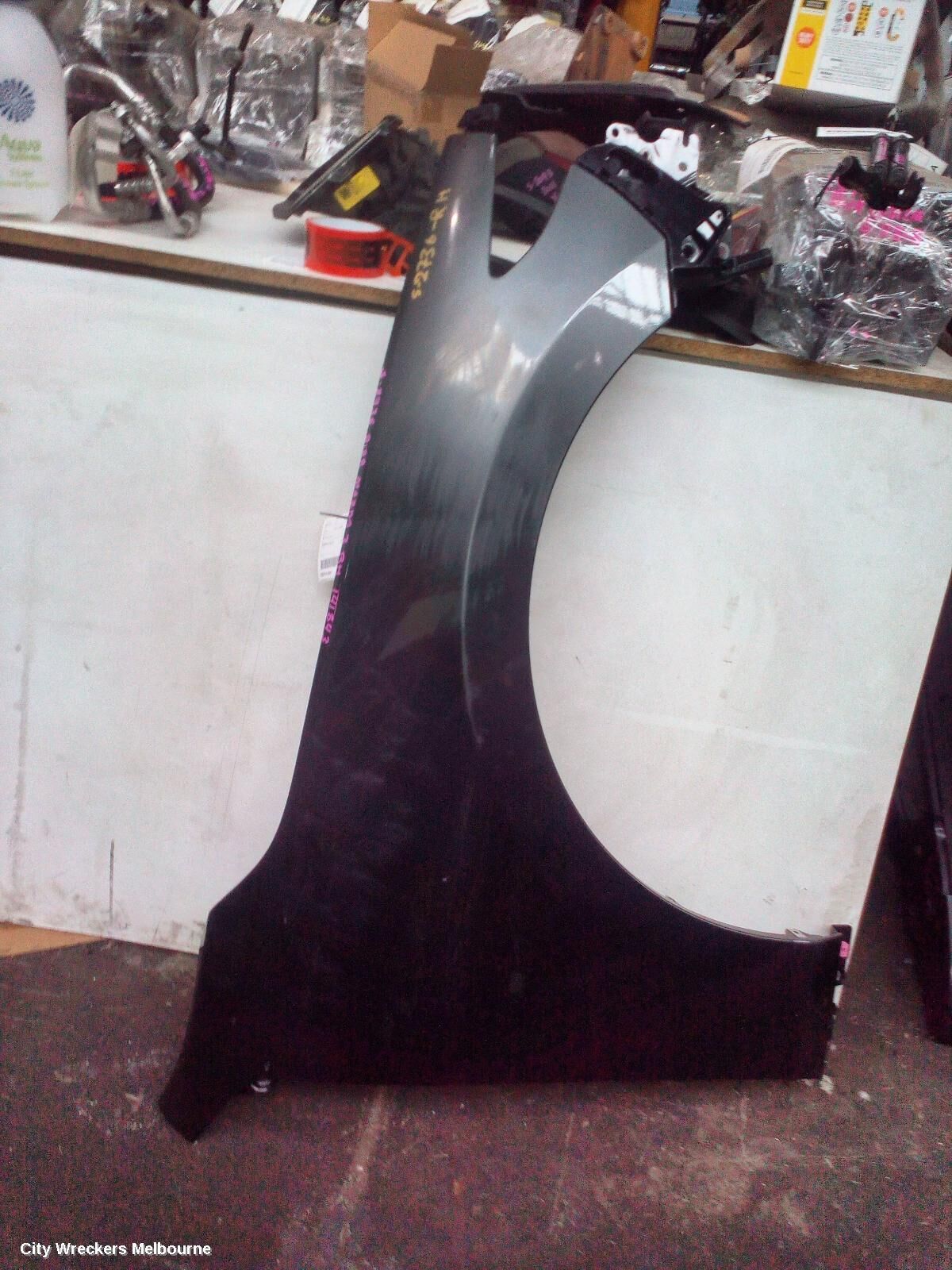 MAZDA 3 2022 Right Guard