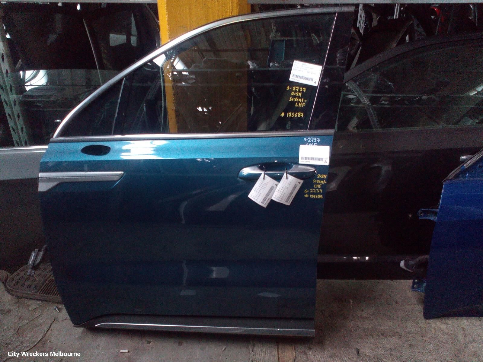 KIA SORENTO 2024 Left Front Door
