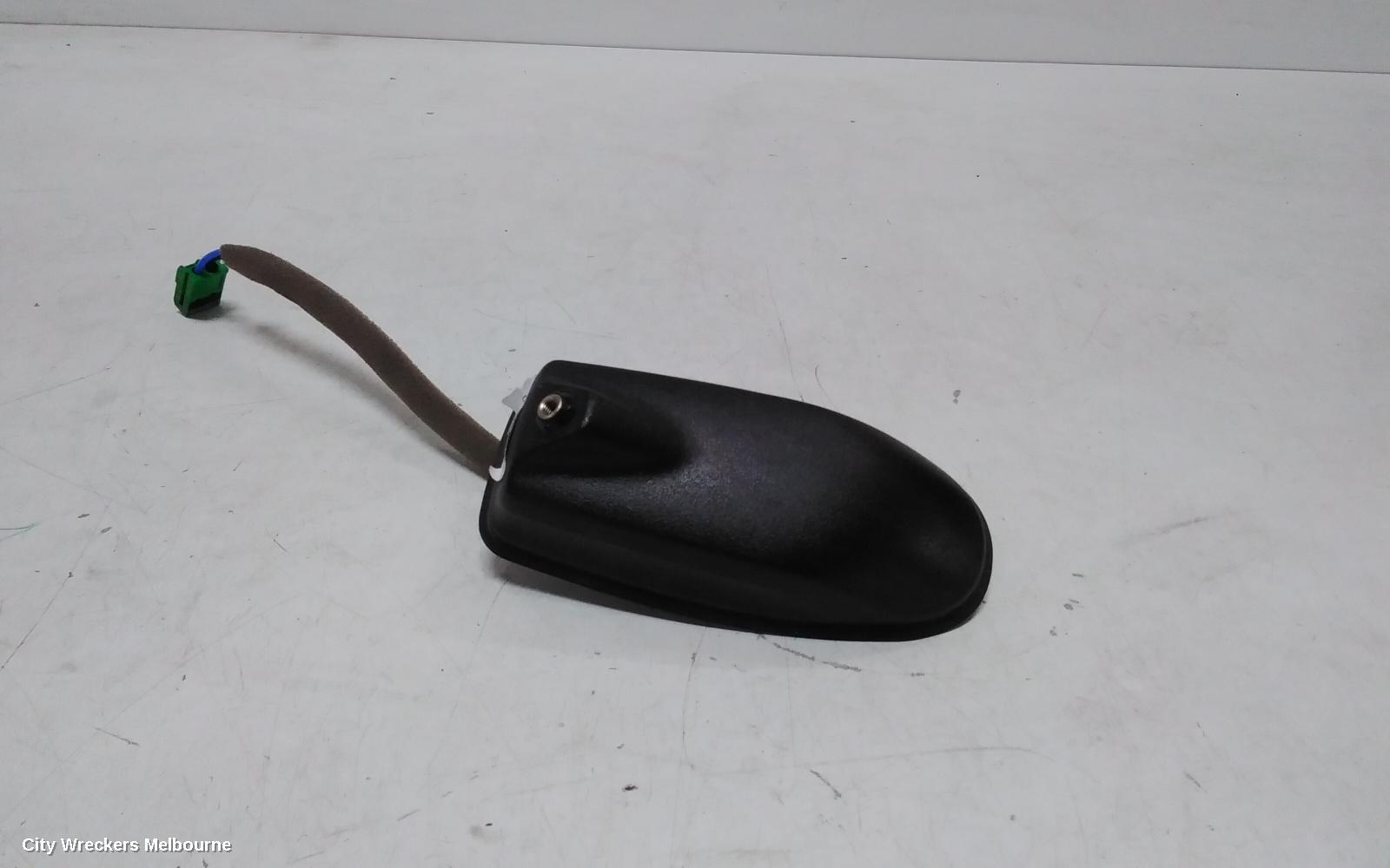 HYUNDAI STARIA 2022 Antenna