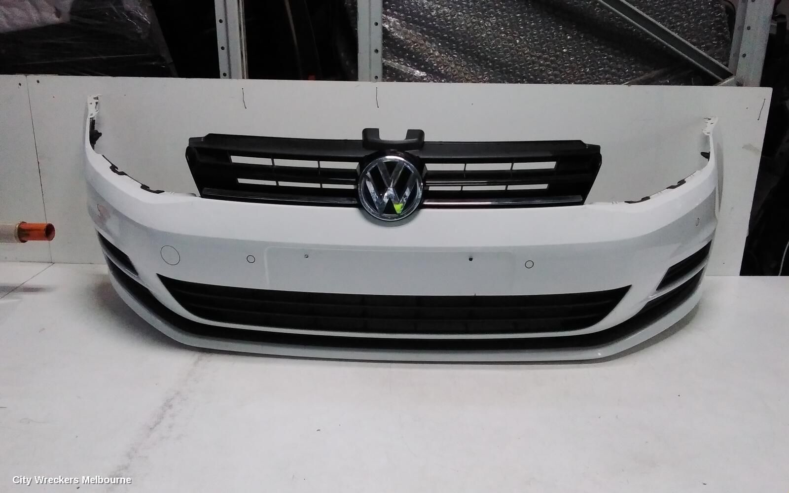 VOLKSWAGEN GOLF 2017 Front Bumper