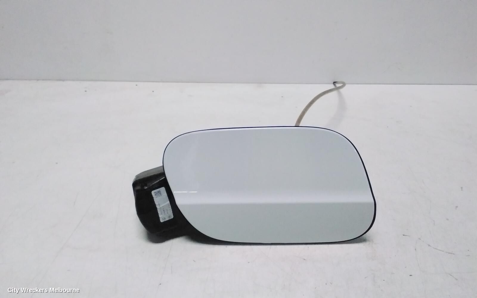 VOLKSWAGEN POLO 2019 Fuel Door / Filler