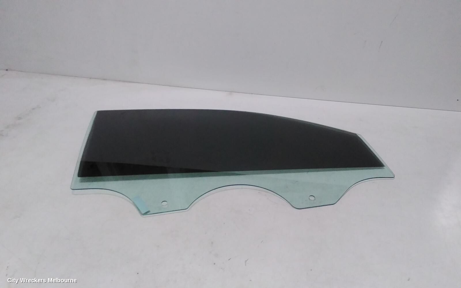 GREAT WALL CANNON UTE 2022 Right Front Door Window