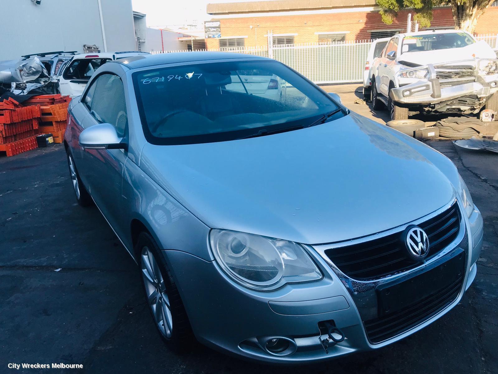 VOLKSWAGEN EOS 2008 Radiator
