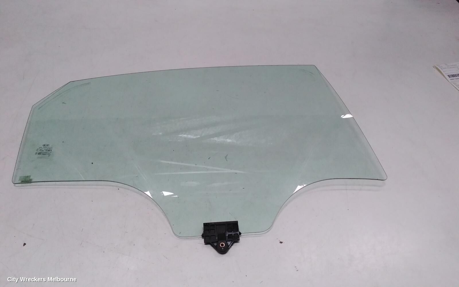 KIA CERATO 2023 Right Rear Door Window