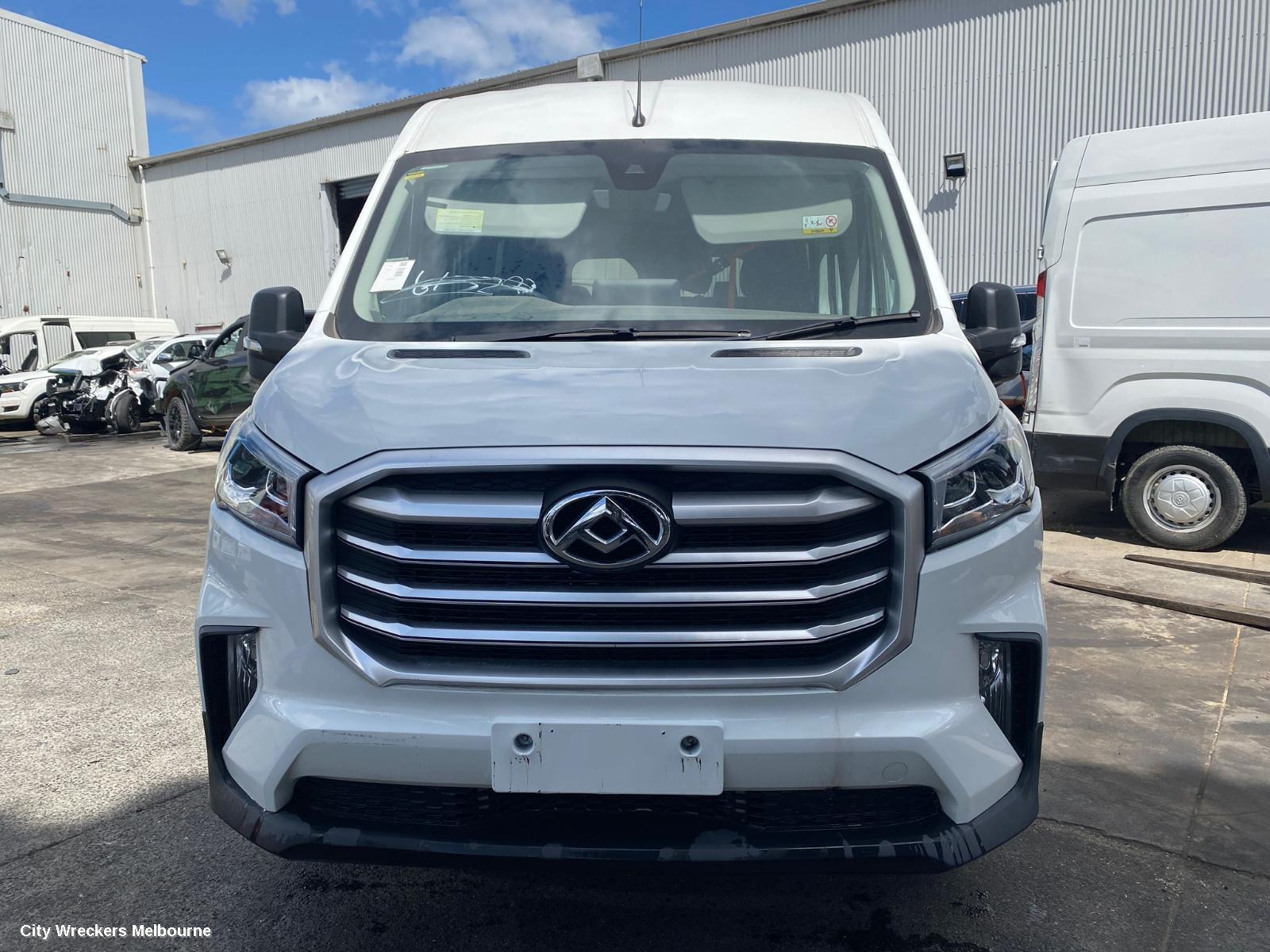 LDV DELIVER 9 2022 Front Seat